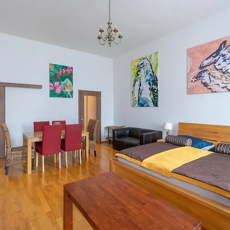 Apartmán Sirius D In Center Of Cb.