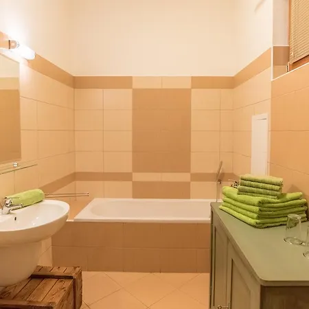 Sirius D In Center Of Cb.