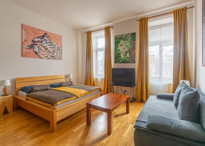 Апартаменти Sirius D In Center Of Cb. *